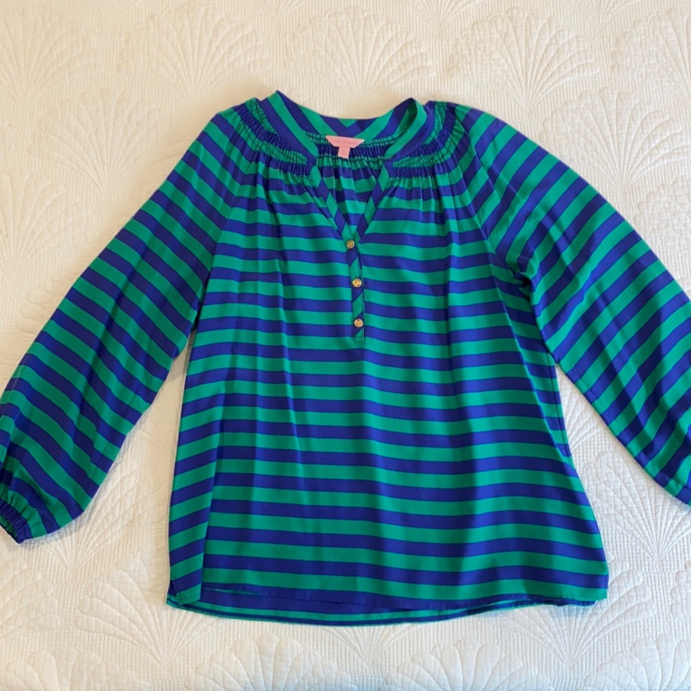 LILLY PULITZER Blouse! 💚💙